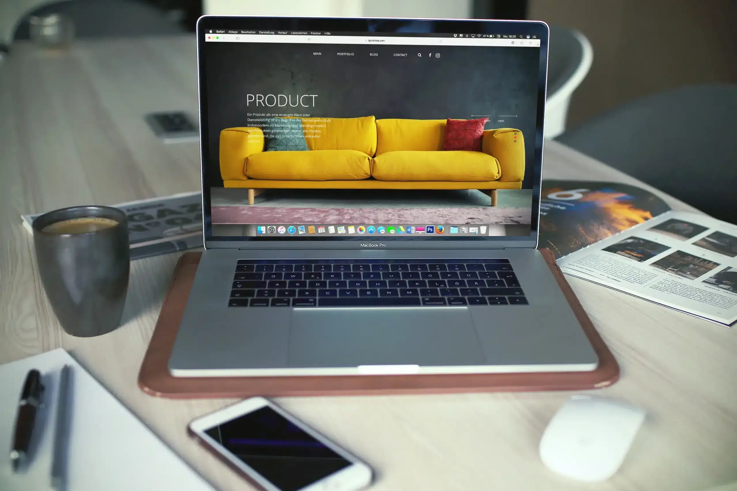 Web Craft sito web professionale - computer su scrivania